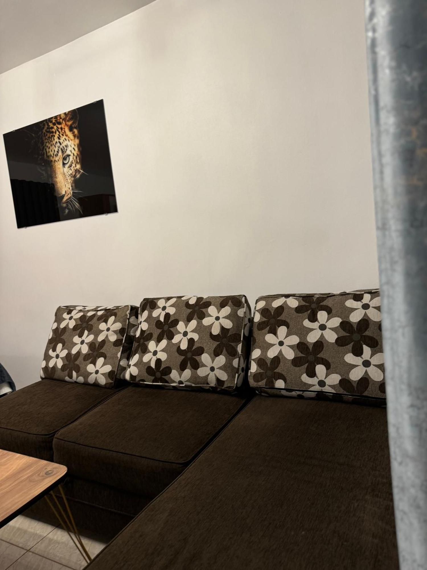 Really Bucureşti Ngoại thất bức ảnh